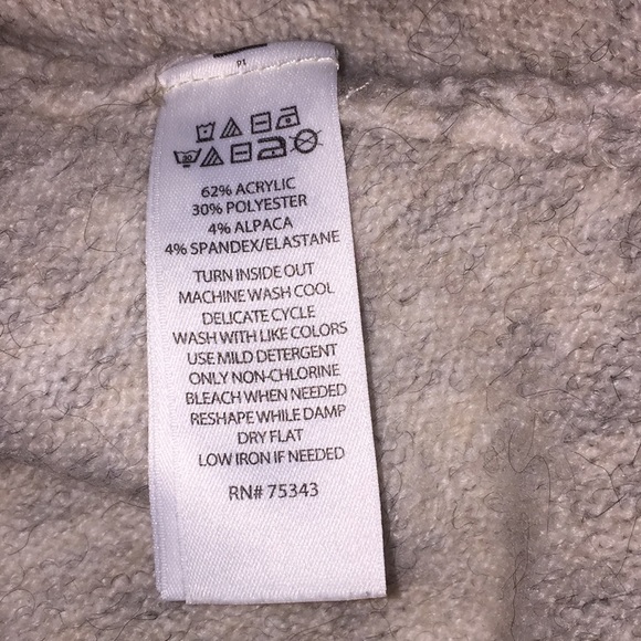 Sweater - Picture 5 of 5